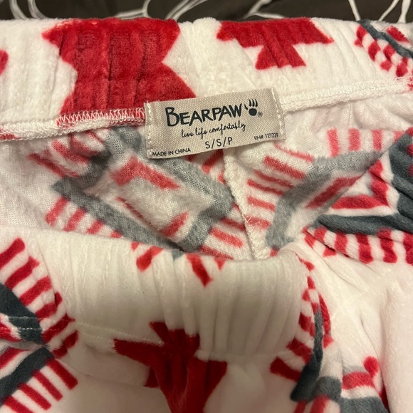 Two piece pajama set. Incredibly soft, cream and white native print. - Picture 3 of 5